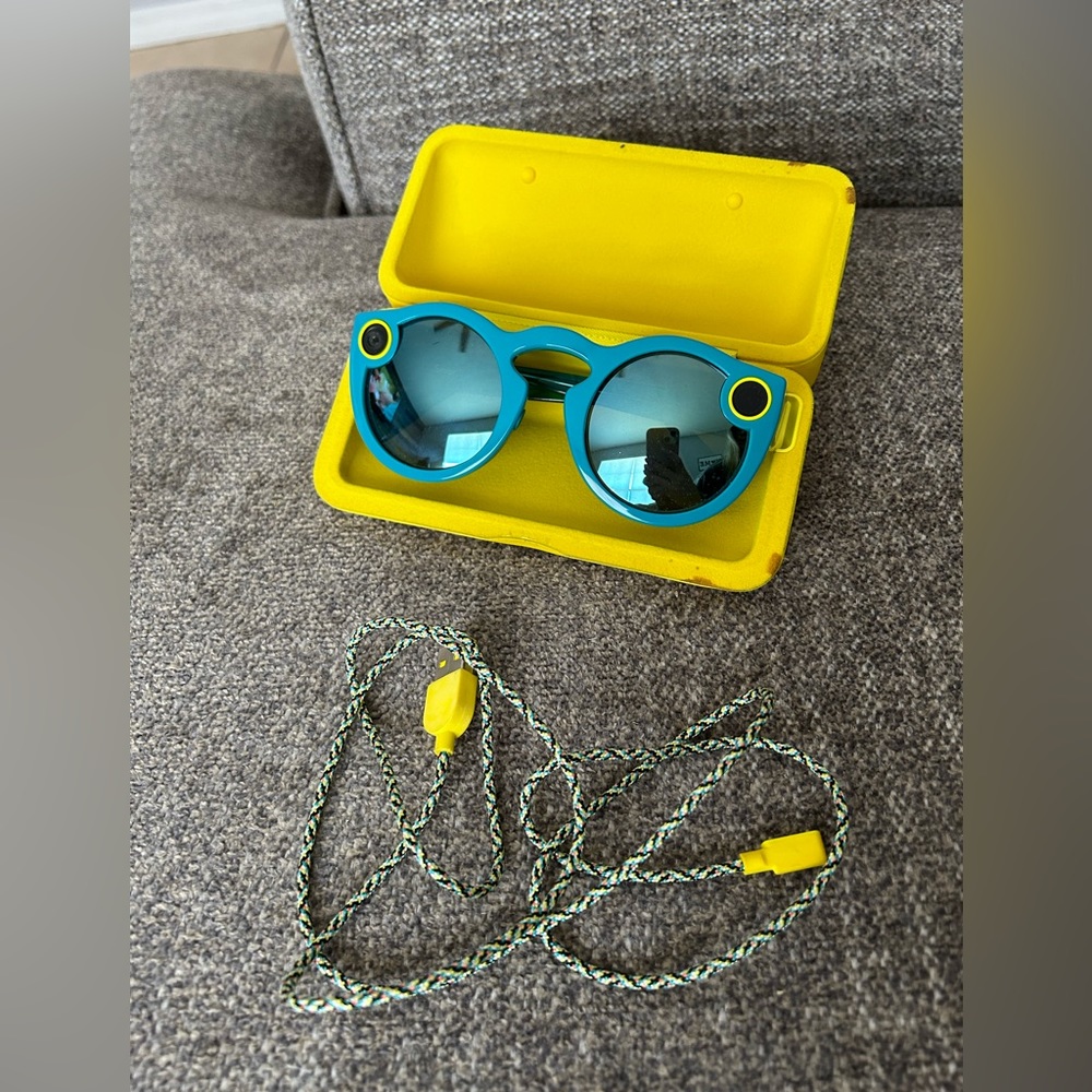 Spectacles Generation 1 - Picture 3 of 5